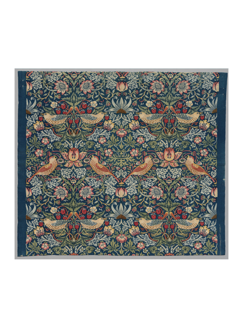 William Morris, Strawberry Thief, 1883, katoen met indigo-uitbijtdruk